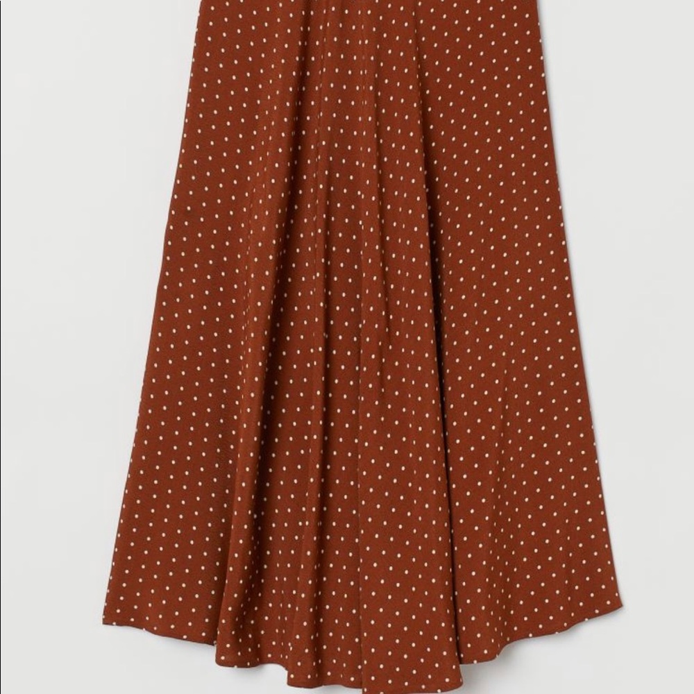 H & M russet polka dot circle skirt size 2